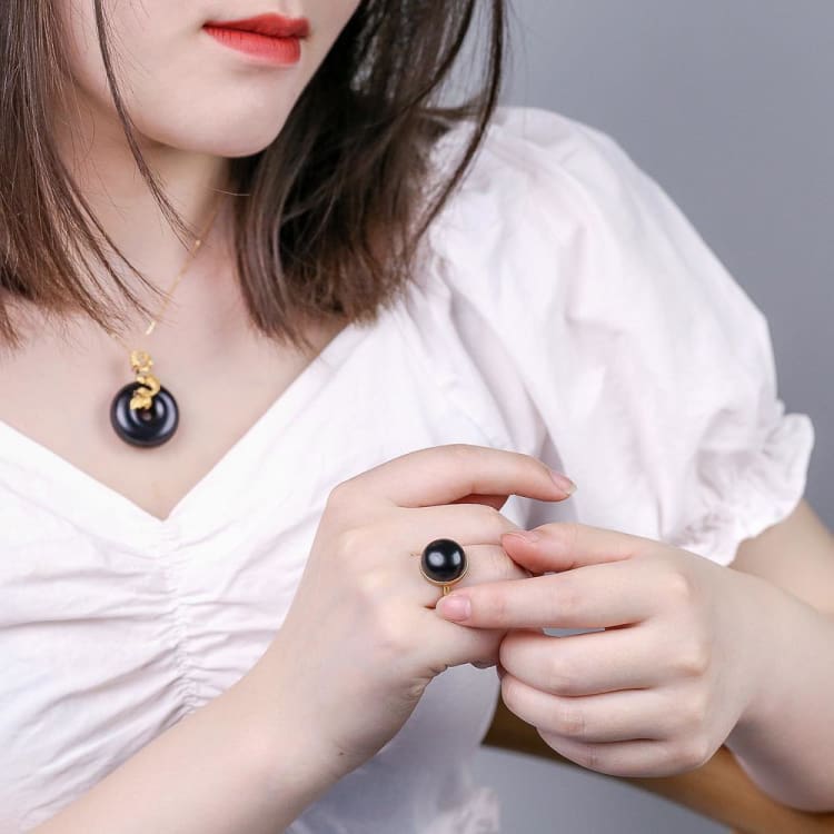 Bague en Jade noir naturel - Eclat de Pierre
