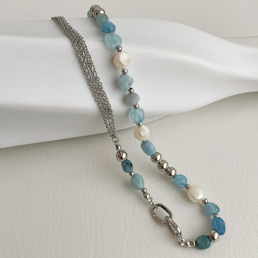 Collier en pierre naturelle et cristal bleu