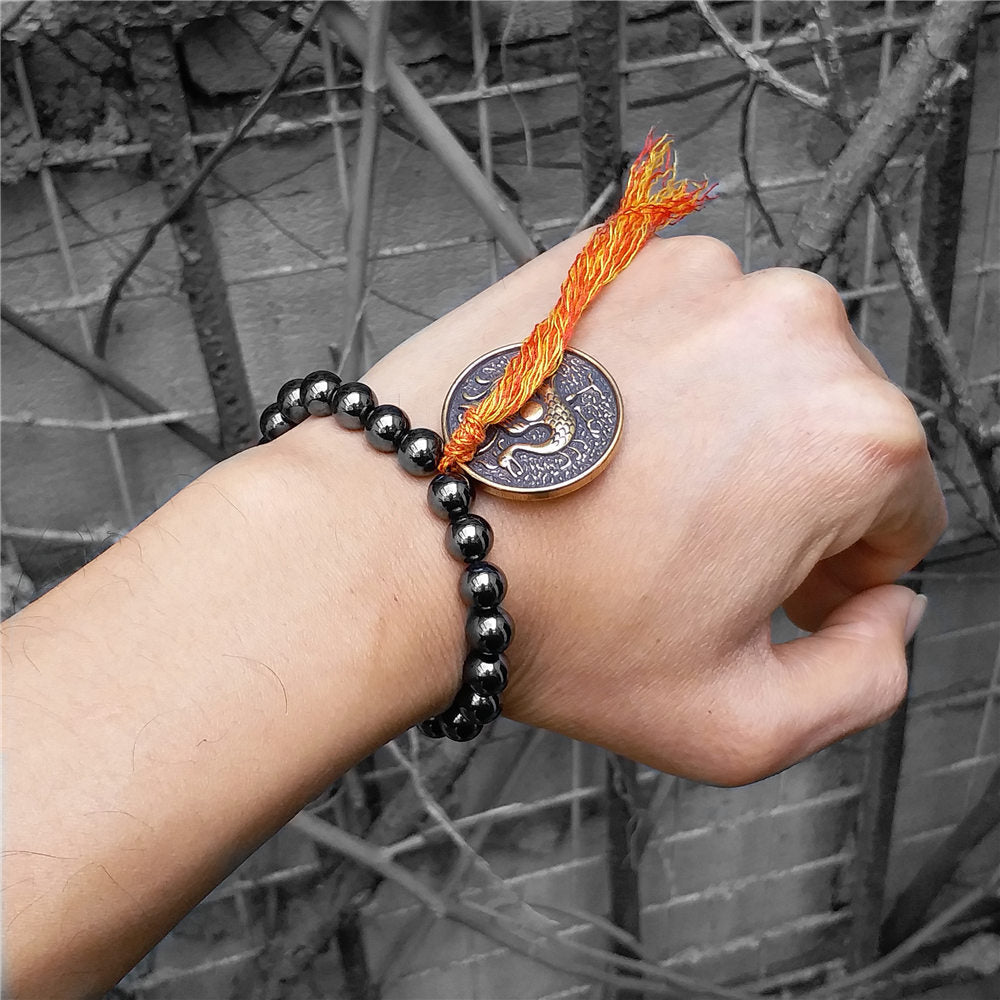 Bracelet tibétain avec nœuds porte-bonheur