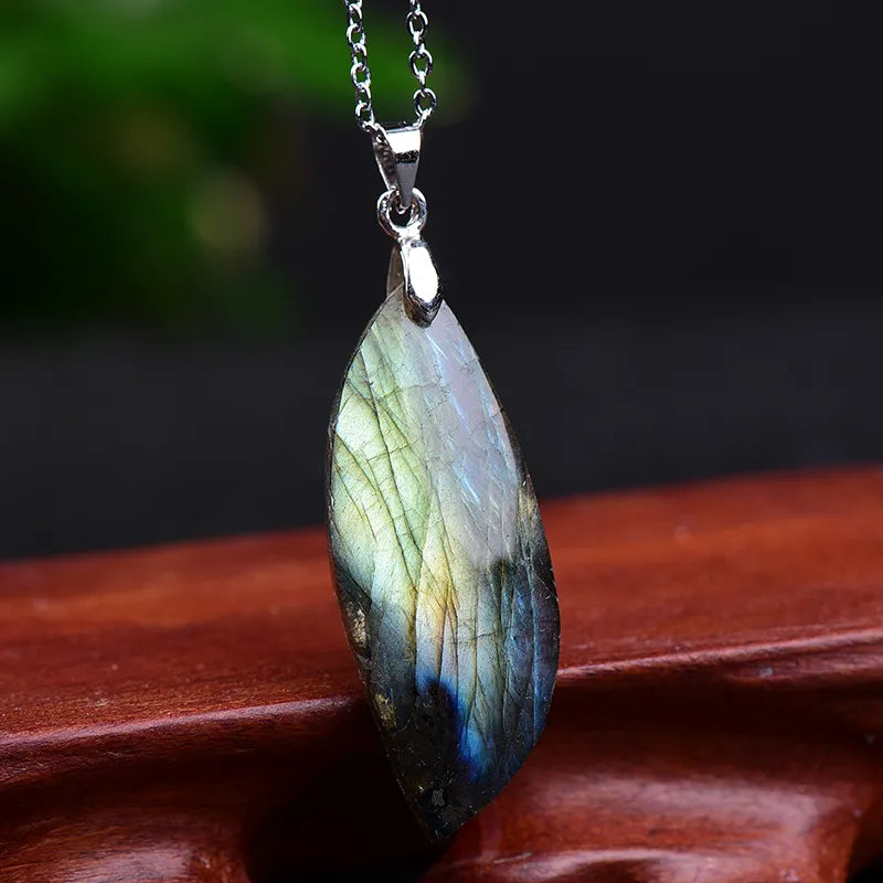 Pendentif en Pierre Naturelle Labradorite