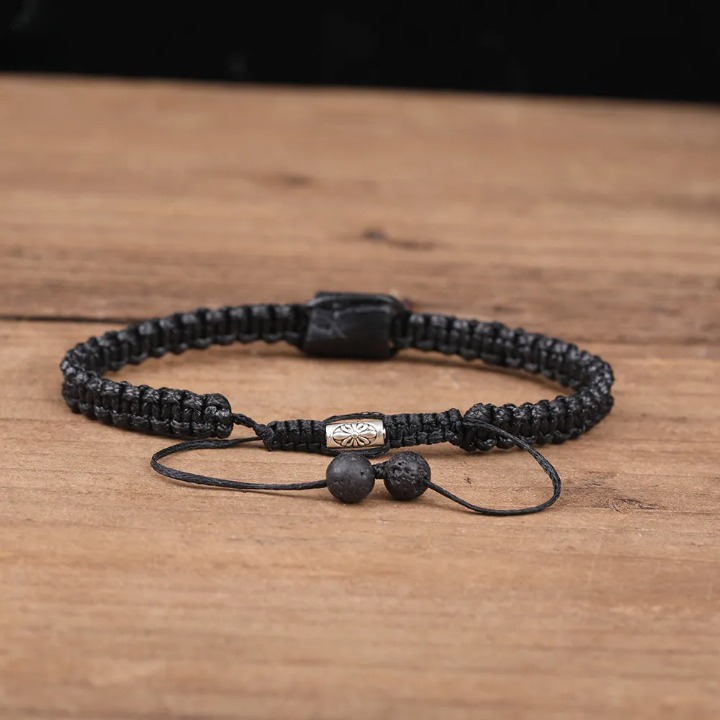 Bracelet lacé avec pierre de tourmaline de style bohème