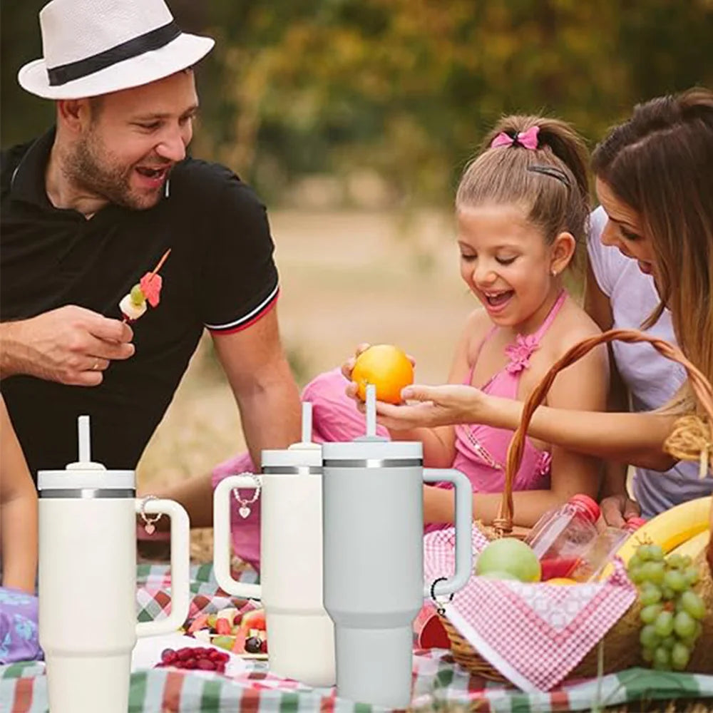 Accesssoire Personnalisée avec Breloques Initiales et Perles Naturelles – Cadeau Unique