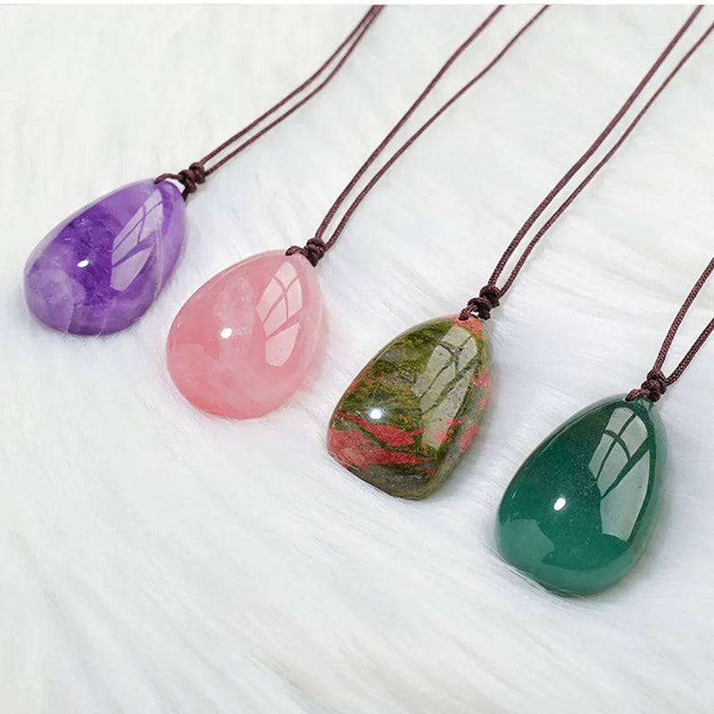 Collier Pendentif Goutte d'Eau en Pierre