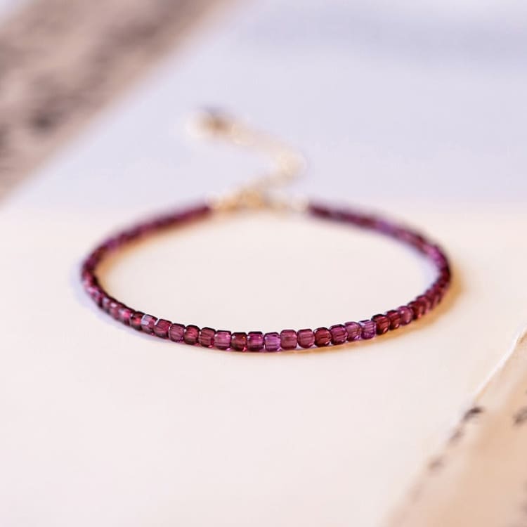 Bracelet fin en Grenat rouge