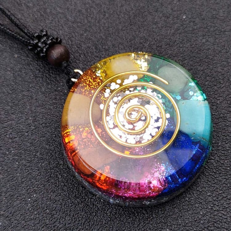 Collier 7 Chakras en forme d’escargot