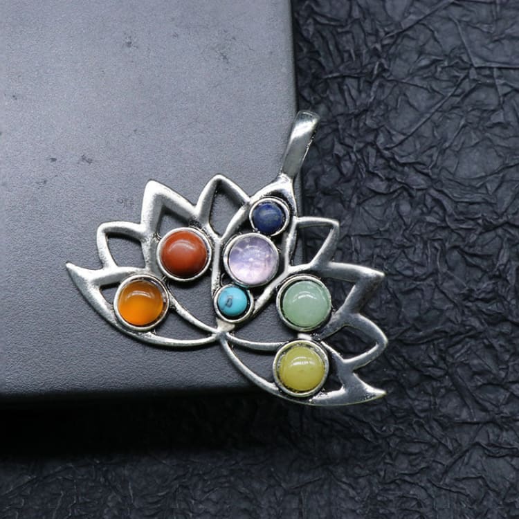 Collier 7 chakras fleur de lotus