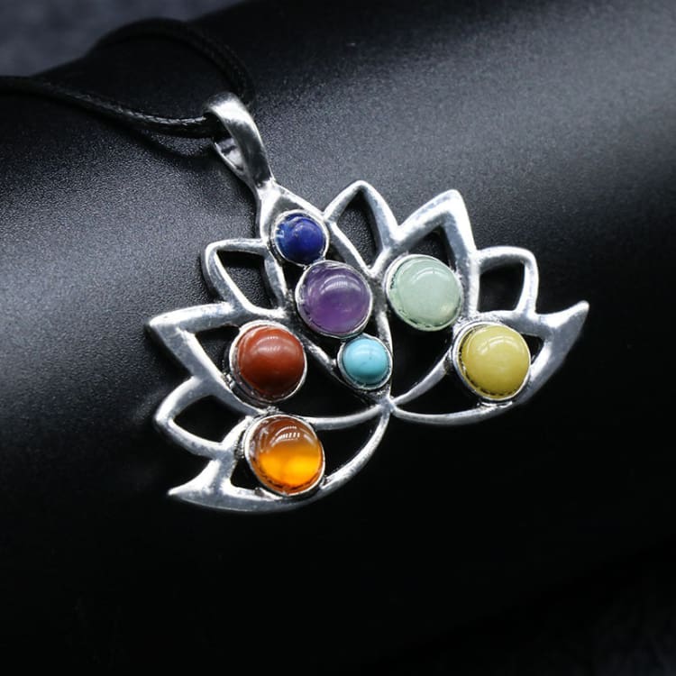 Collier 7 chakras fleur de lotus