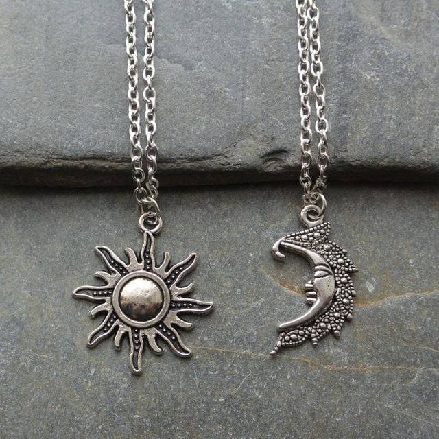 Collier astre lunaire et solaire