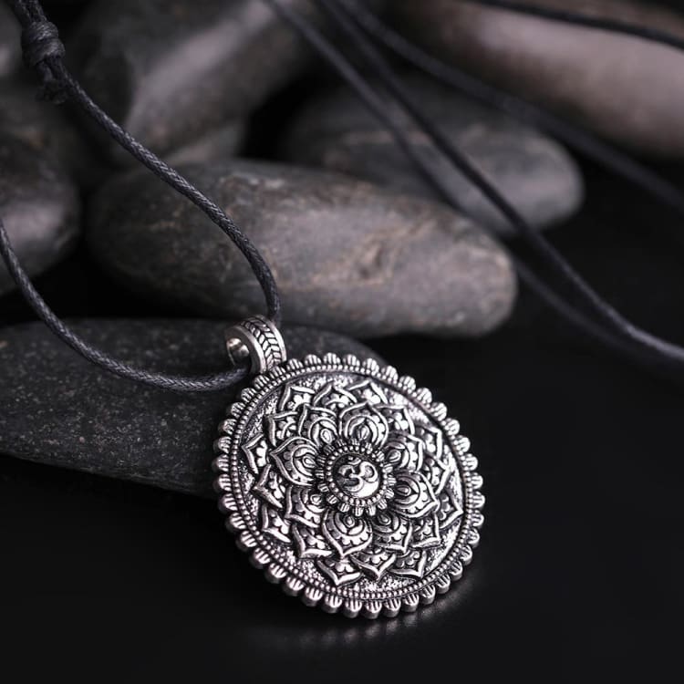 Collier Mandala de la Fleur de lotus