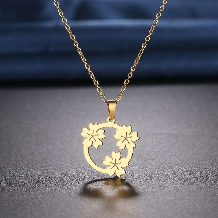 Collier 'Renouveau' orné de Fleurs du cerisier