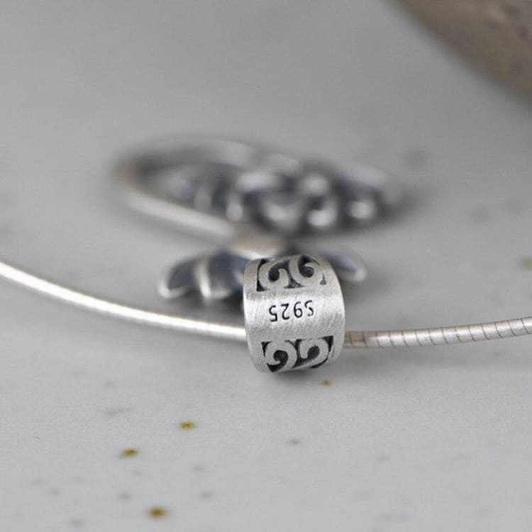 Pendentif Bouddhiste 'Eveil Spirituel' symbole Fleur de Lotus